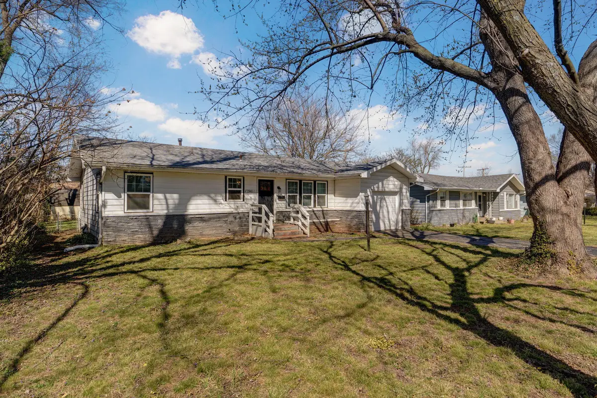 1941 S Sagamont Avenue, Springfield, MO 65807 - #1