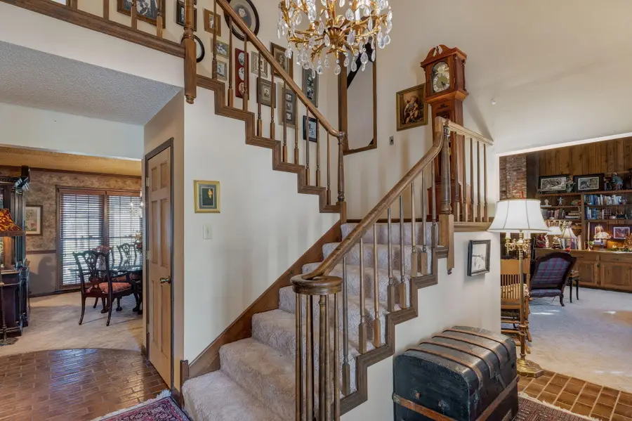 2526 S Camber Avenue, Springfield, MO 65809 - #2