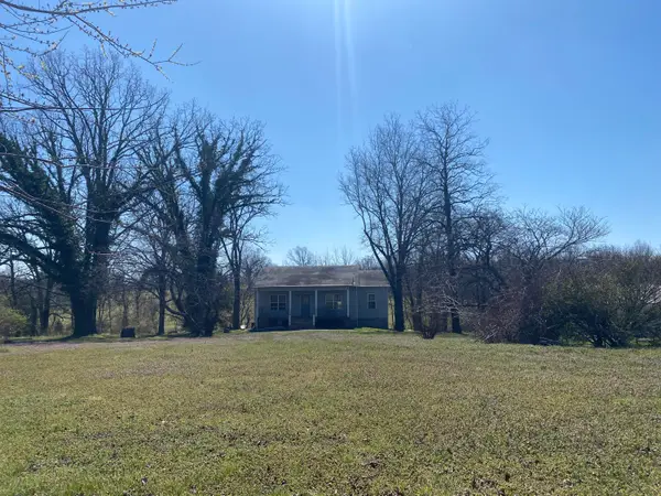 1536 S Outer Road, Mansfield, MO 65704
