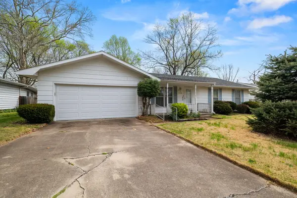 3528 S Westwood Avenue, Springfield, MO 65807