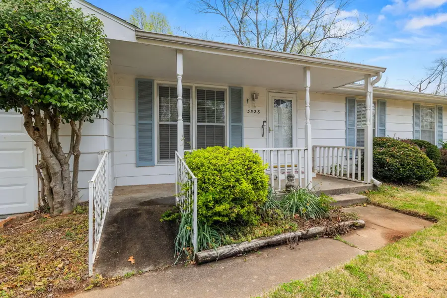 3528 S Westwood Avenue, Springfield, MO 65807 - #3