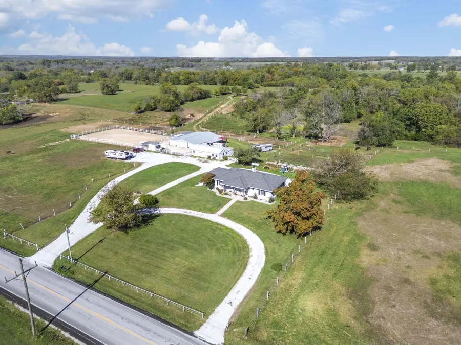 3259 W Farm Rd 60, Springfield, MO 65803 - #2