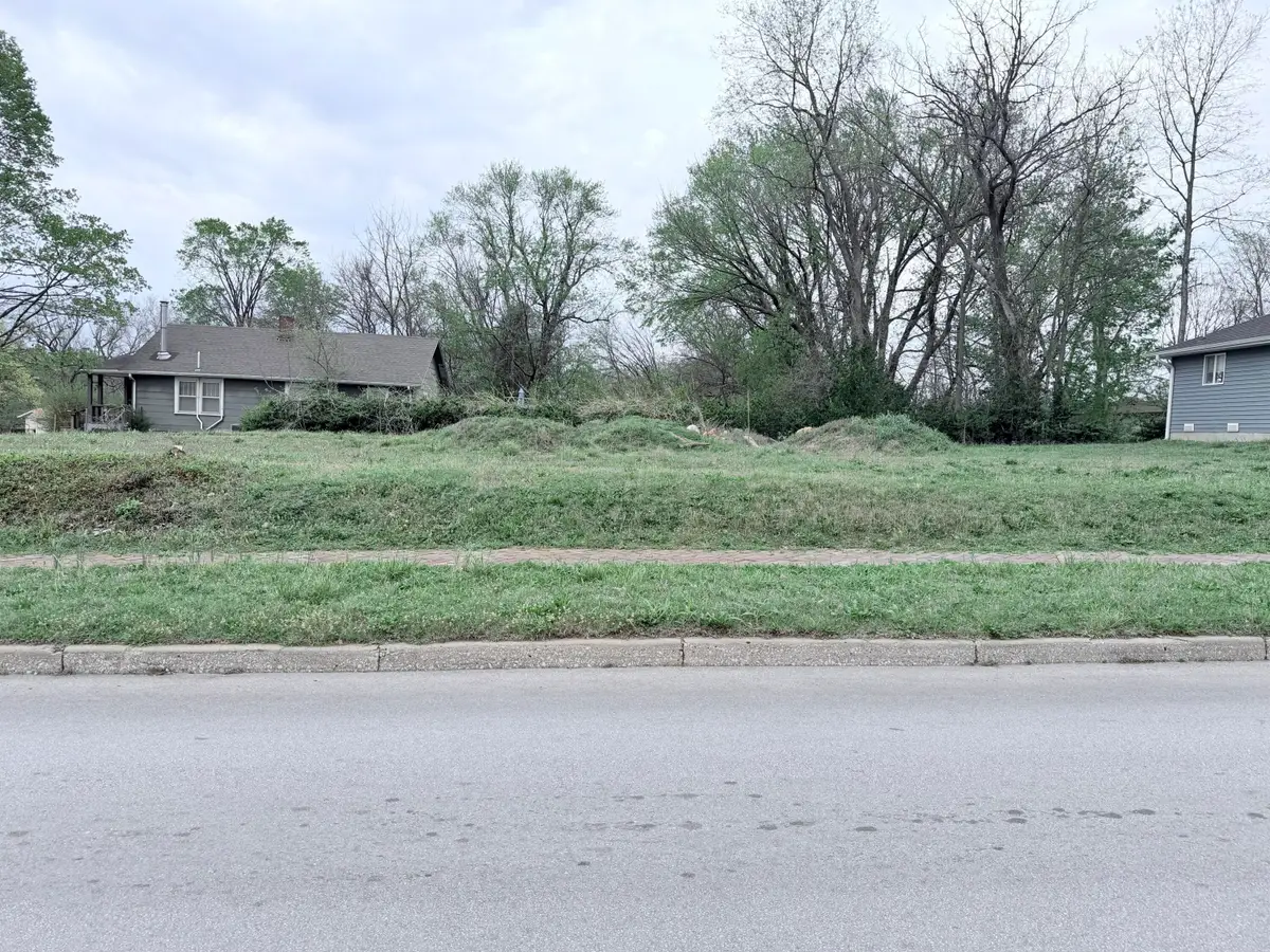 607 E Dale East Street, Springfield, MO 65803 - #1