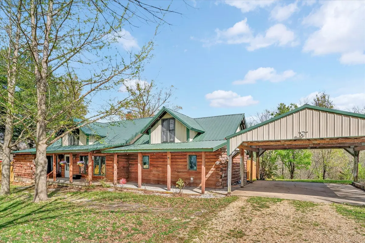 1520 Emerald Road, Spokane, MO 65754 - #1