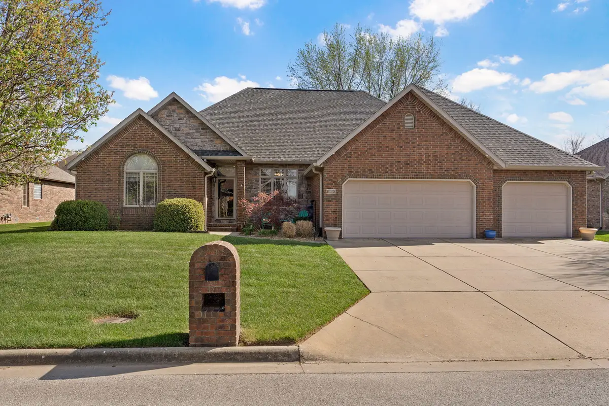 1004 W Glacier Court, Nixa, MO 65714 - #1