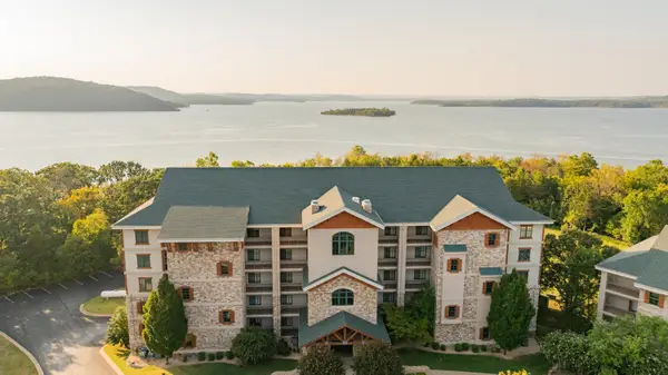 250 Lakewood Drive #5204, Hollister, MO 65672