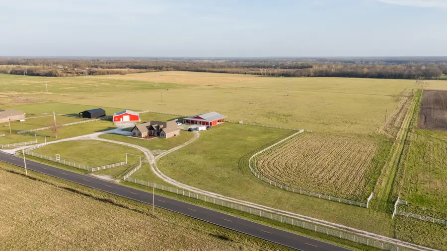 1720 E Fir Road, Carthage, MO 64836 - #2