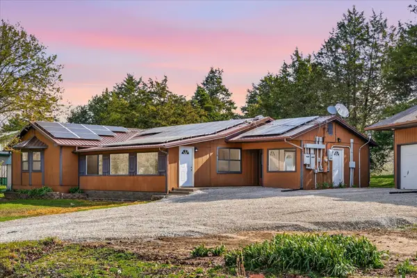 24484 Bearclaw Lane, Golden, MO 65658