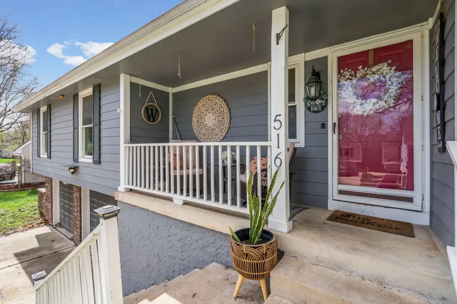 516 SE Claremont Street, Lees Summit, MO 64063 - #3