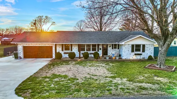 404 Highland Avenue, Monett, MO 65708