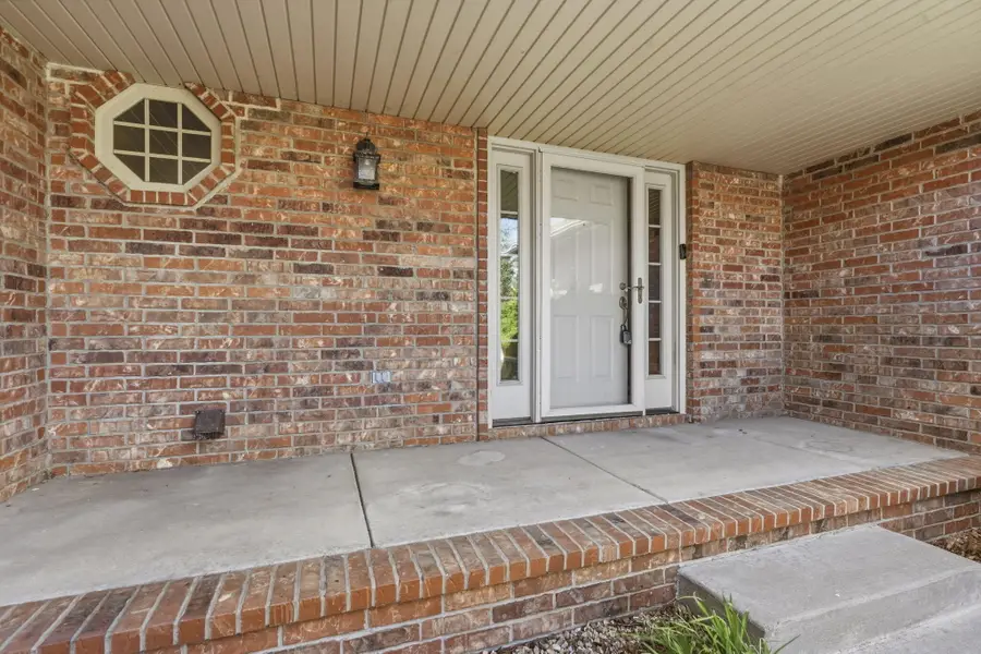 3931 S Hillsdale Avenue, Springfield, MO 65807 - #2