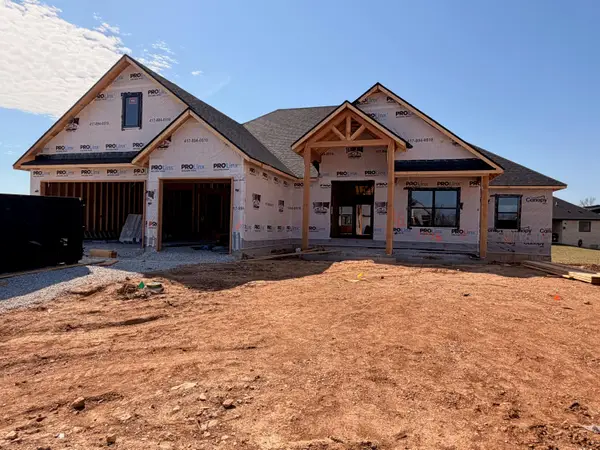 1748 E Skyline, Ozark, MO 65721