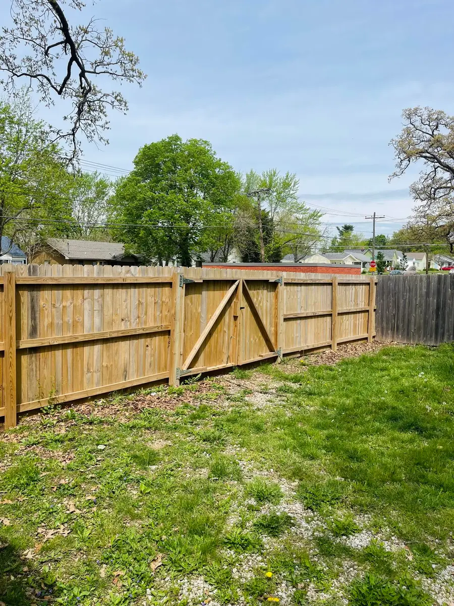 2038 N Weller Avenue, Springfield, MO 65803 - #3