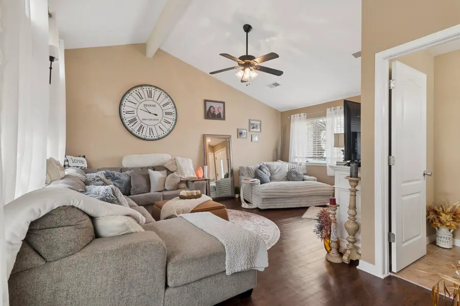 225 W Abbi Lane, Bolivar, MO 65613 - #3