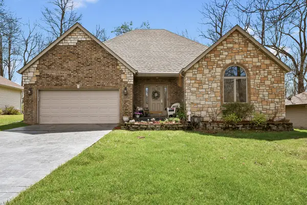 3832 W Wilderness Street, Springfield, MO 65807