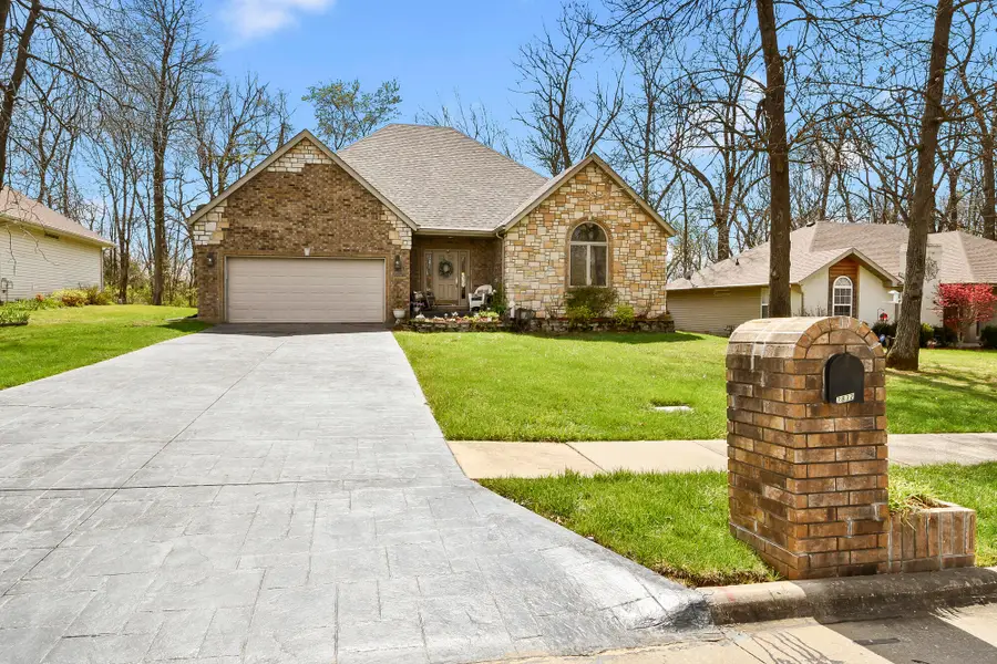 3832 W Wilderness Street, Springfield, MO 65807 - #3