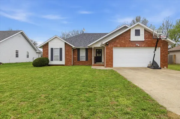 501 S Flint Avenue, Bolivar, MO 65613