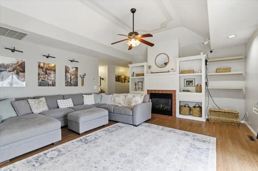 501 S Flint Avenue, Bolivar, MO 65613 - #2