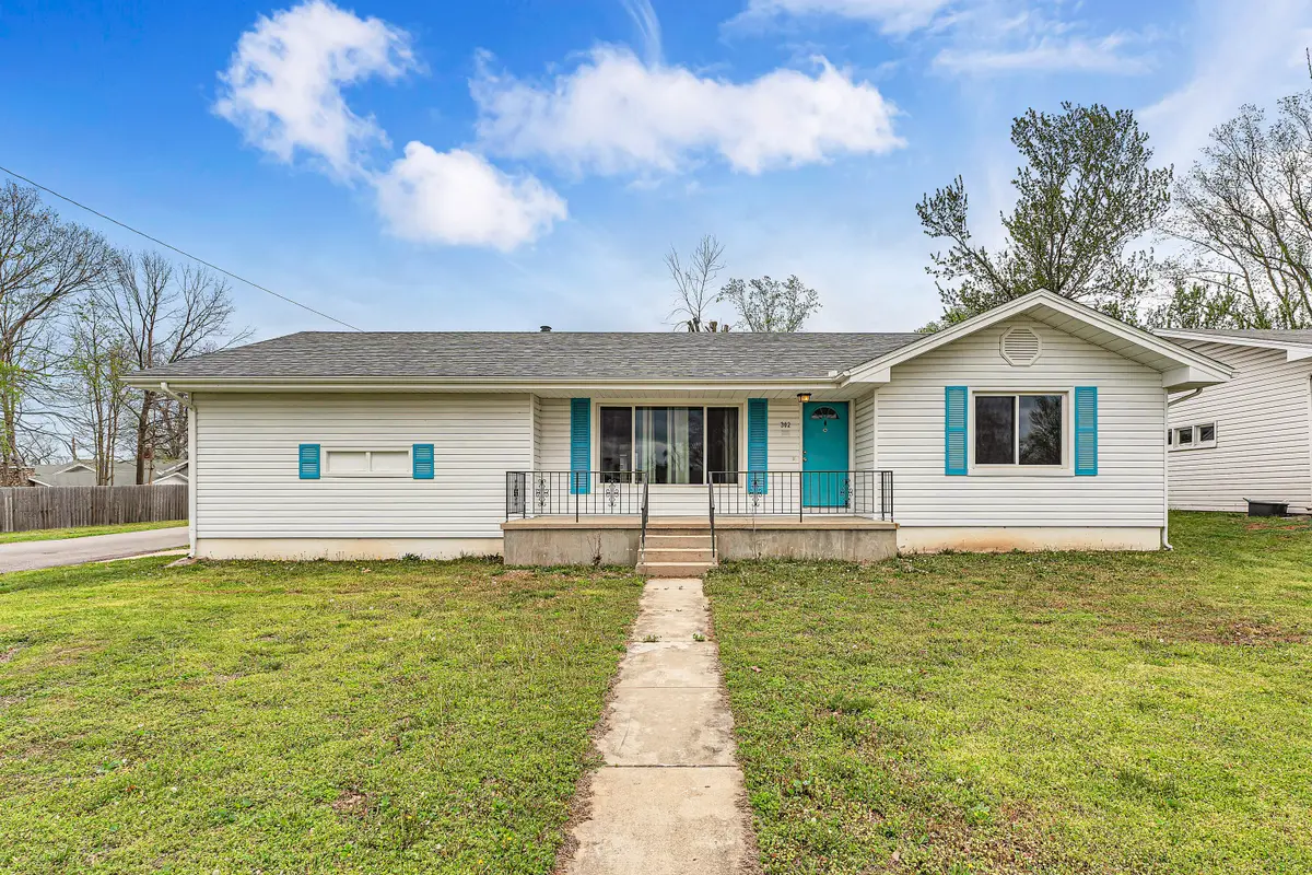 302 S 6th Street, Ozark, MO 65721 - #1