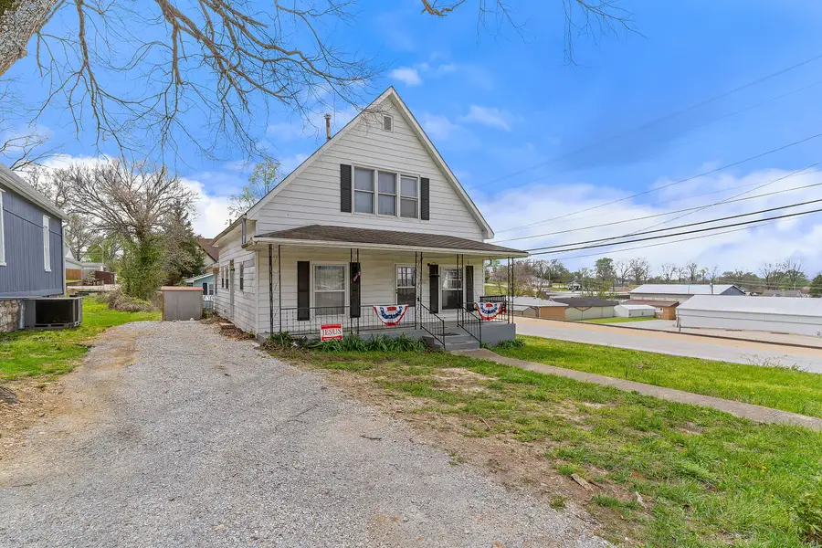 301 E Webster Avenue, Ava, MO 65608 - #2