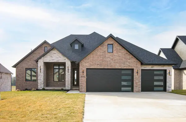 5546 E Cavalcade Lane, Springfield, MO 65802