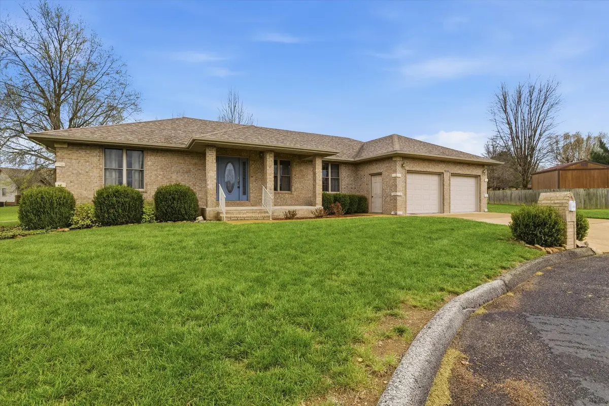 1308 Lawson Circle, Mountain Grove, MO 65711 - #1