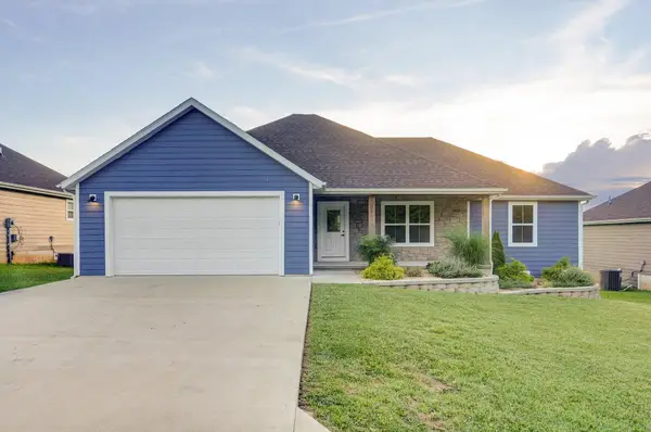 753 S Elm Road, Marshfield, MO 65706
