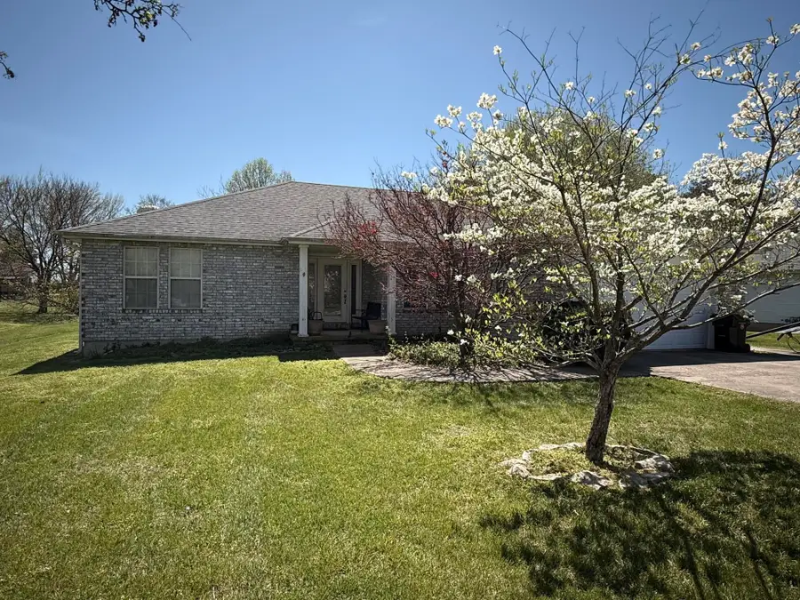 1334 Cherokee Court, Marshfield, MO 65706 - #2