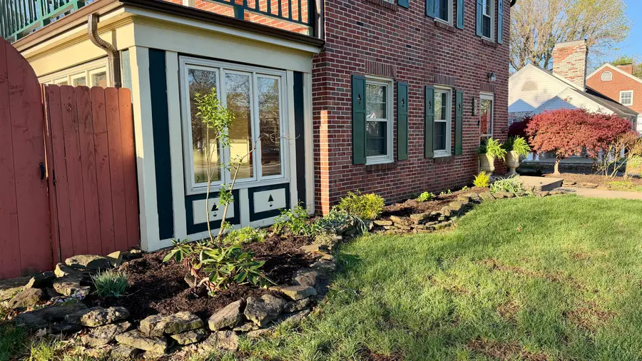 926 E University Street, Springfield, MO 65807 - #3