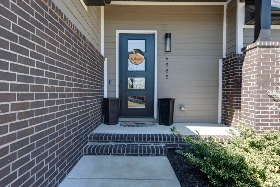 6085 S Maryland Avenue, Springfield, MO 65810 - #2