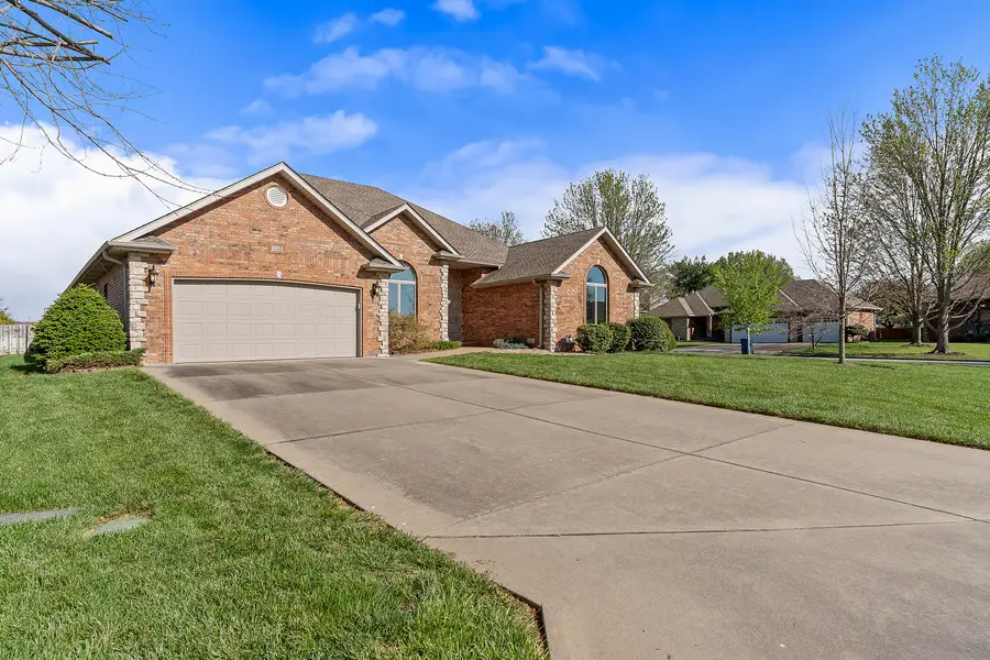 3914 S Leroy Court, Springfield, MO 65807 - #2