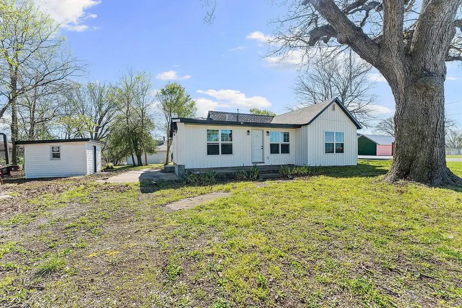 141 S Grove Street, Granby, MO 64844 - #2