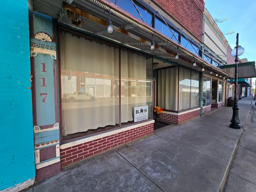 117 W Main Street, Ash Grove, MO 65604 - #2