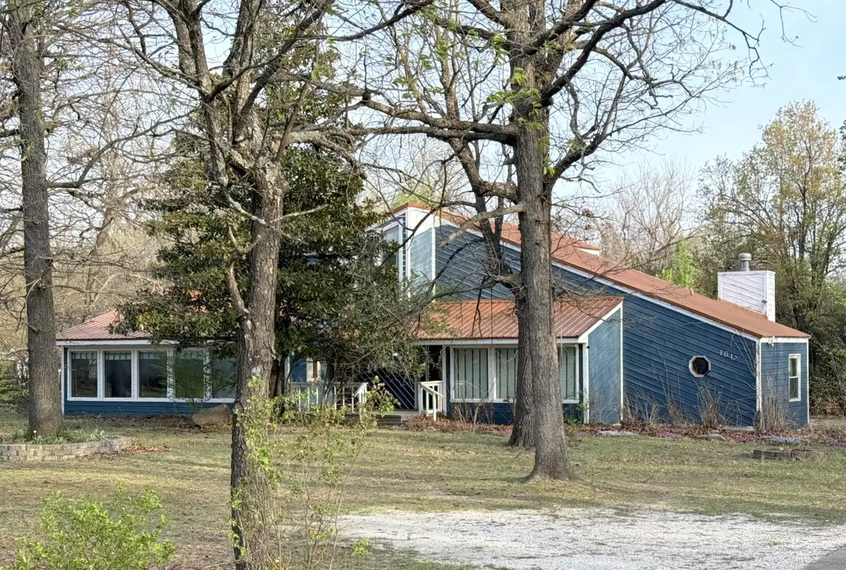 4647 E 13th Street, Joplin, MO 64801 - #1