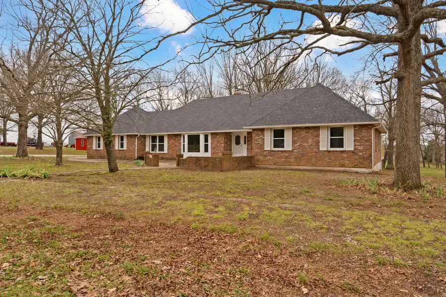 936 E 482nd Road, Bolivar, MO 65613 - #2