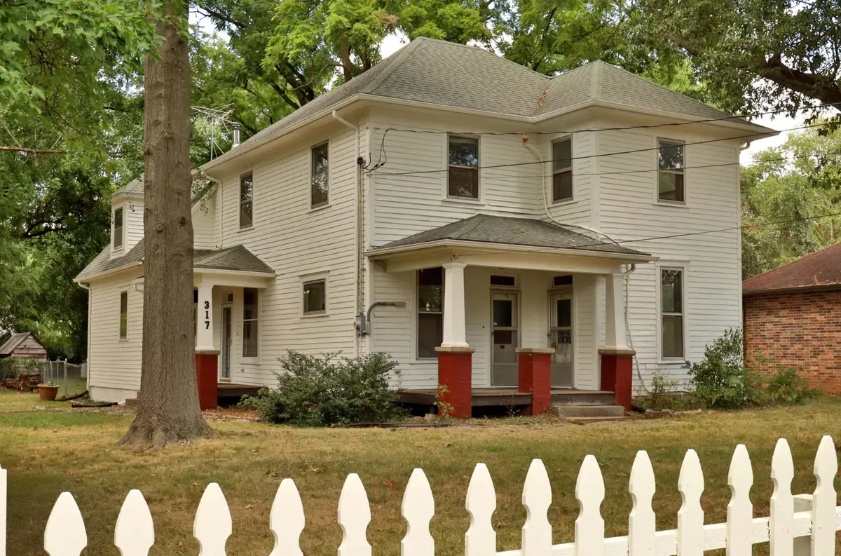 317 E Glenwood Street, Springfield, MO 65807 - #1