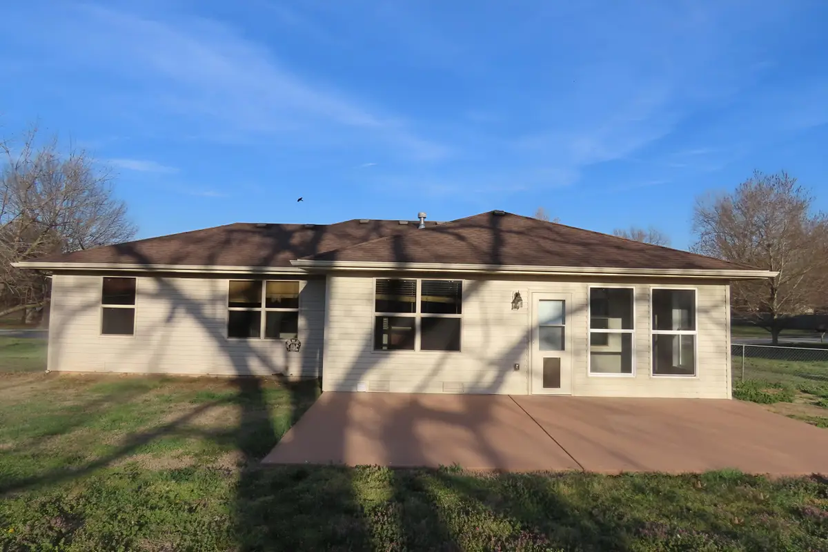 411 N Kyle Avenue, Republic, MO 65738 - #1