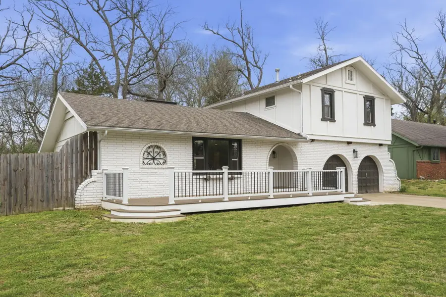 3231 S Parkhill Avenue, Springfield, MO 65807 - #3