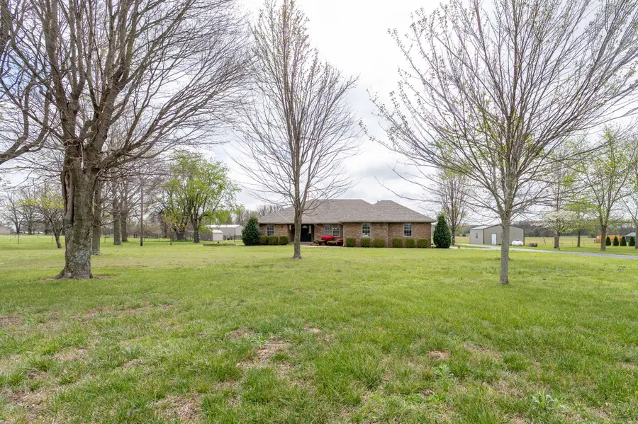 7914 W Farm Road 124, Springfield, MO 65802 - #2