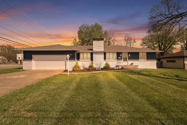 1804 S Prairie Lane, Springfield, MO 65804