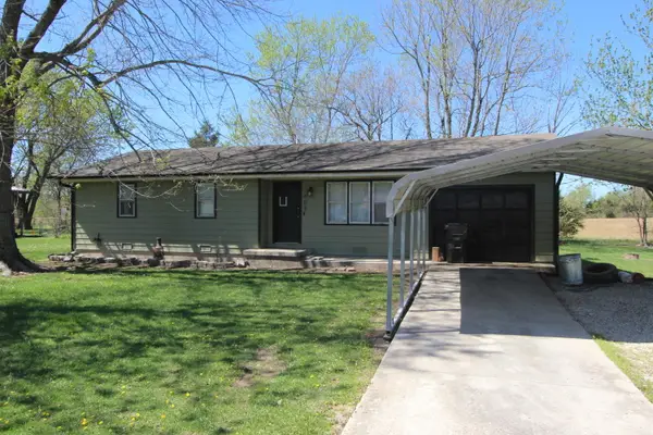 403 N Division Street, Seymour, MO 65746