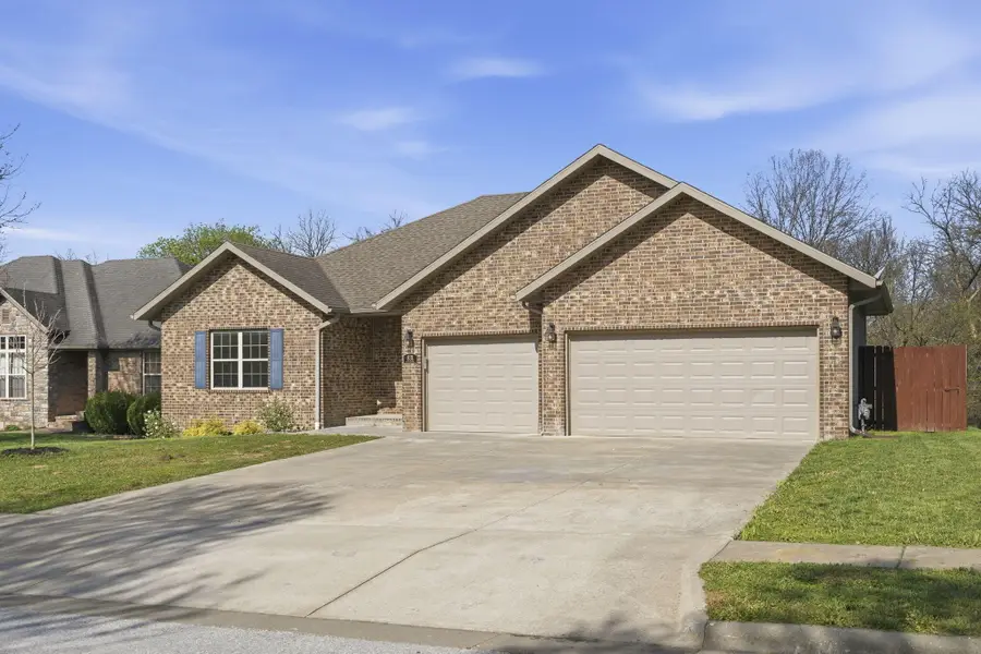 831 N Grapevine Road, Springfield, MO 65802 - #3