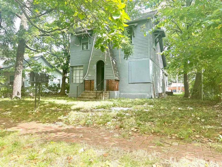 109 N Jackson Avenue, Joplin, MO 64801 - #2