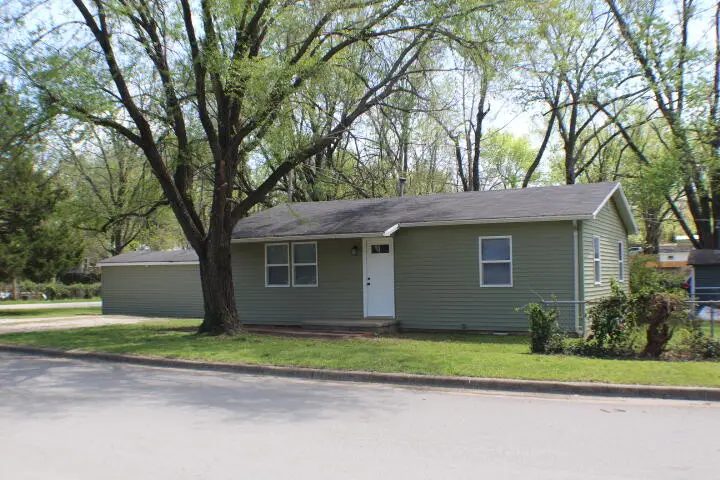 1530 W Lombard Street, Springfield, MO 65802 - #1
