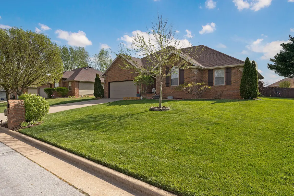 434 Bailiwick Drive, Rogersville, MO 65742 - #1