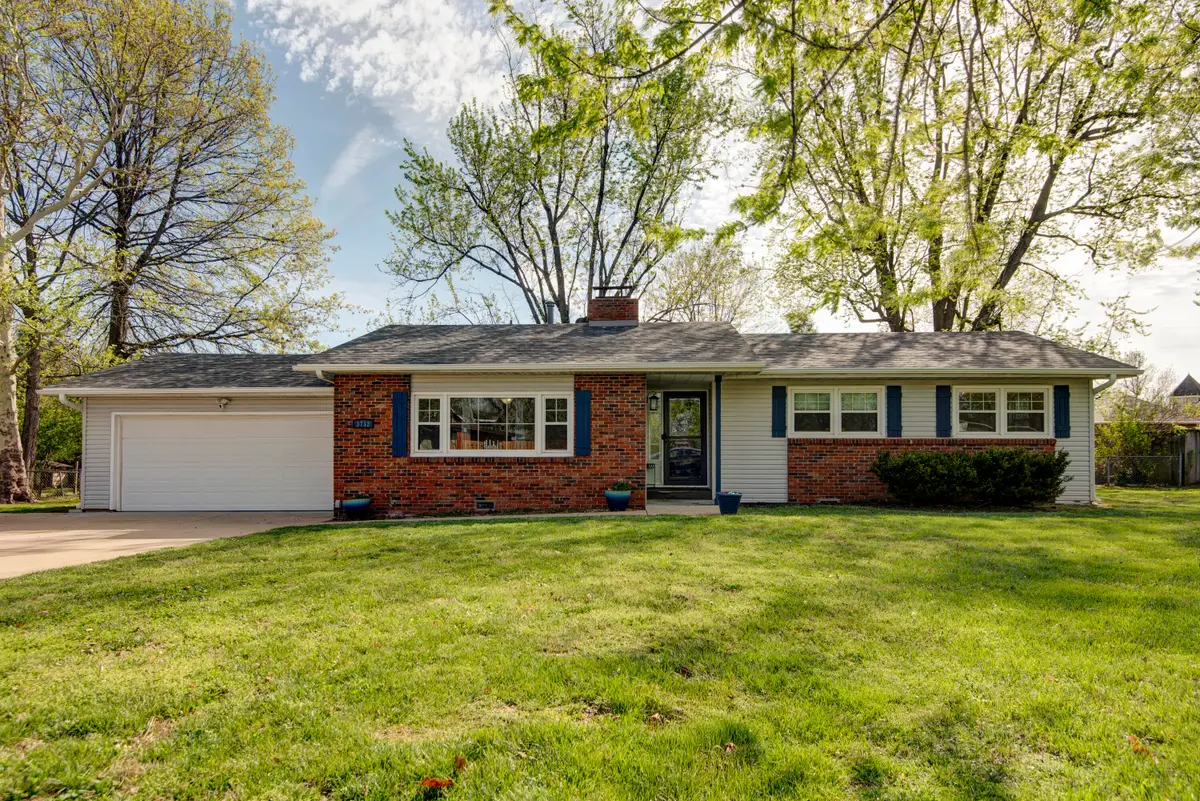 3732 S West Avenue, Springfield, MO 65807 - #1