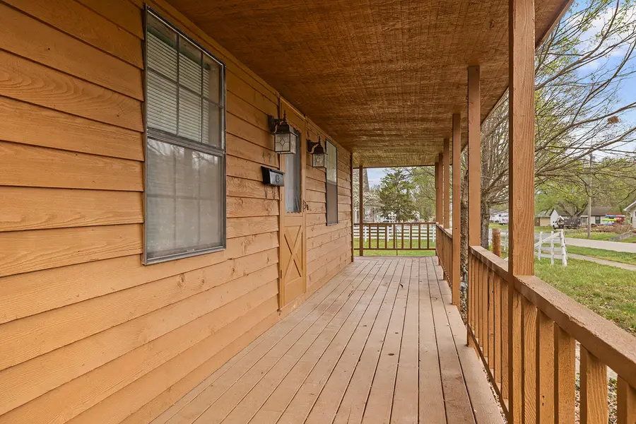 427 N College Avenue, Republic, MO 65738 - #3