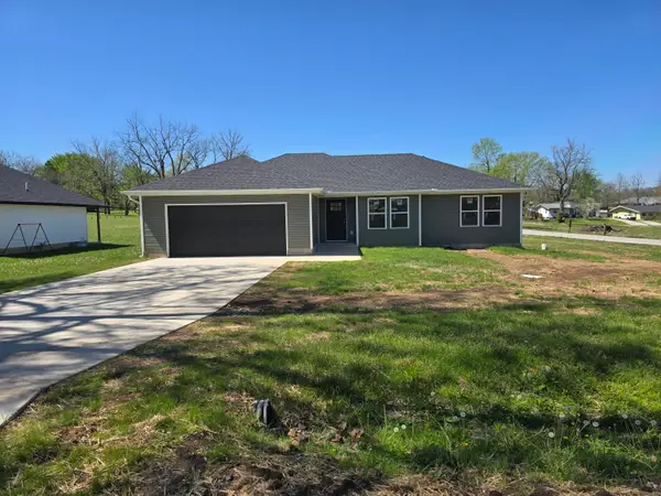 107 N College Street, Marionville, MO 65705