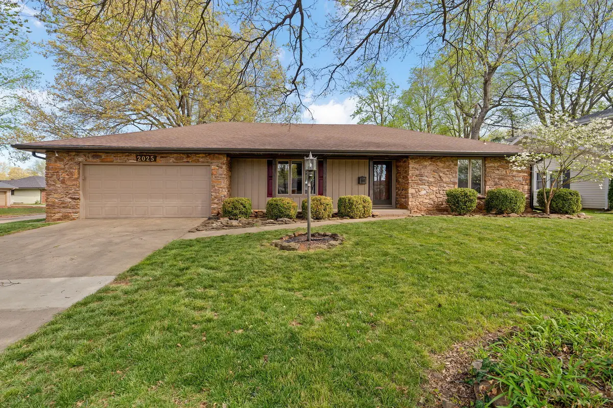 2025 E Shady Glen Drive, Springfield, MO 65804 - #1