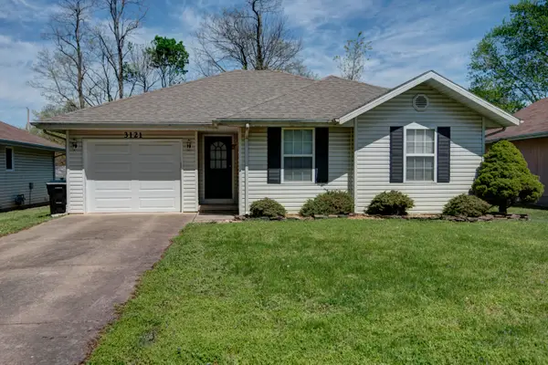 3121 W Harrison Street, Springfield, MO 65802